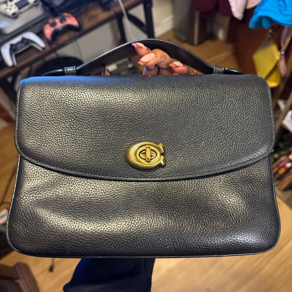 Coach Cassie- Original Black
